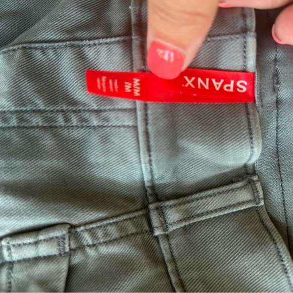 SPANX Women’s Size Medium Green Utility Cargo Ankle Length Stretch Twill Pants - Picture 5 of 6